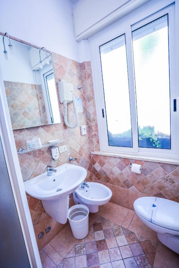 Hotel Rosalba - Valentini Family Village Bellaria-Igea Marina Exterior photo